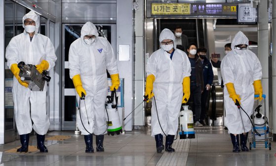 Coreea de Sud a anunţat cele mai multe cazuri de coronavirus înregistrate într-o singură zi. Sunt de ordinul sutelor