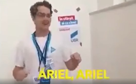 Un filmuleţ cu un candidat USR la Consiliul General al Municipiului Bucureşti, fost membru PSD, face senzaţie pe internet: „Eu sunt Ariel, coadă de purcel” | VIDEO