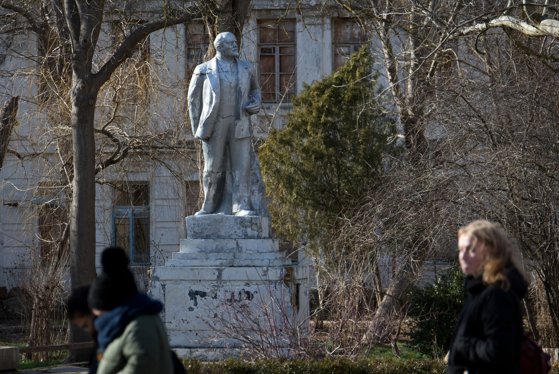 Tensiuni într-un oraş din vestul Germaniei. Un partid va ridica prima statuie a lui Lenin pe teritoriul Germaniei occidentale