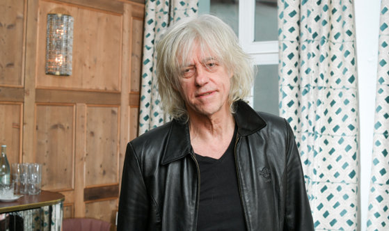 Ascultă SMART RADIO | Bob Geldof: Un concert ca Live Aid nu mai e posibil. Internetul a făcut lumea ”prea individualistă”