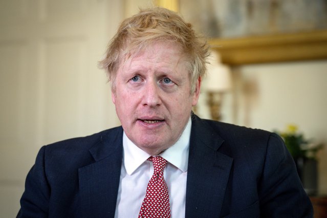 Boris Johnson anunţă că Marea Britanie a trecut de vârful epidemiei, promiţând un plan de ieşire din izolare