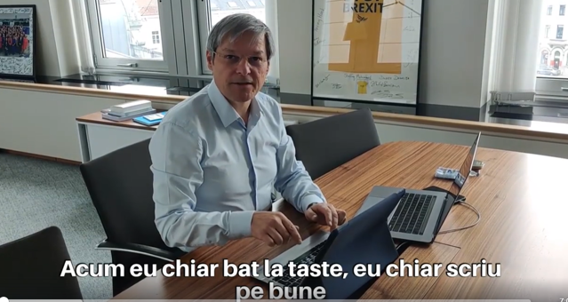 Tastatura lui Cioloş chiar funcţionează. Liderul PLUS îl ironizează pe Dan Barna şi postează un filmuleţ din PE