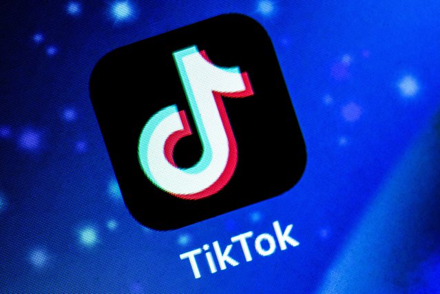 Microsoft ar vrea să cumpere TikTok, în timp ce Trump şi-ar dori să interzică aplicaţia în America