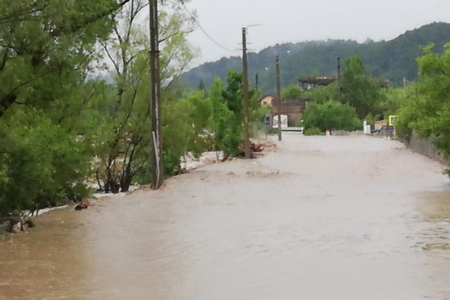 Cod portocaliu de inundaţii pe râuri din judeţul Caraş-Severin