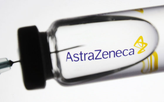 Germania limitează vaccinarea cu AstraZeneca. Doar persoanele cu vârsta de cel puţin 60 de ani pot primi serul
