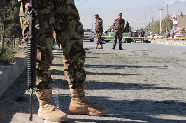 ULTIMĂ ORĂ: Zeci de morţi în urma unui atentat cu maşină capcană în Afganistan