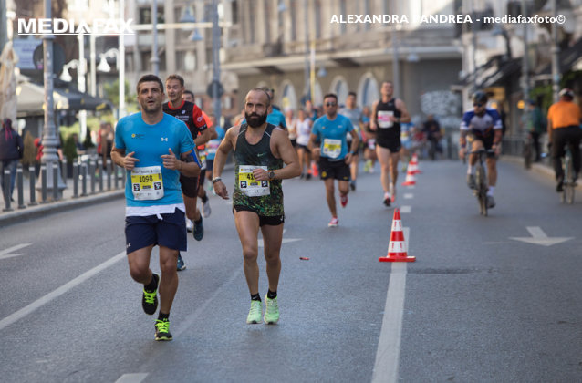 3.200 de alergători la Maratonul Bucureştiului 2021. Cine a ocupat primele locuri