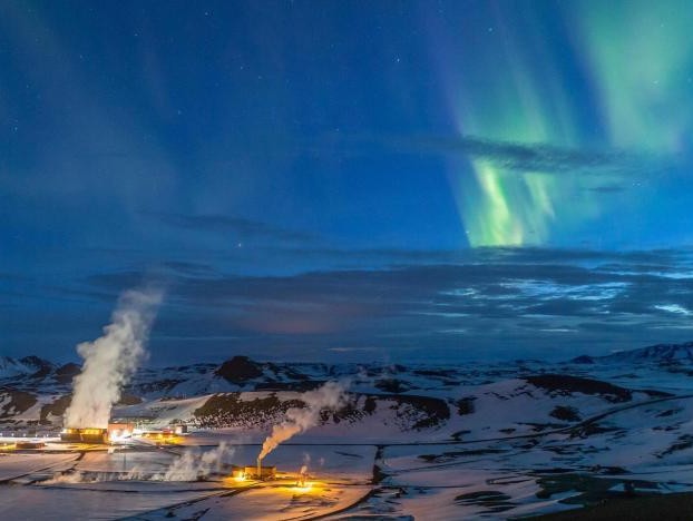 O echipă de cercetători internaţionali vor să foreze în inima vulcanului Krafla, din Islanda. Valoarea proiectului:100 de milioane de dolari