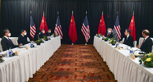 Discuţie între Statele Unite şi China în contextul crizei din Ucraina. Cele două ţări îndeamnă la calm