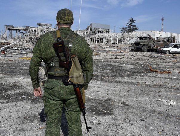 Criză umanitară în Donbas: „Aici, totul este distrus. Sunt cadavre de civili ucişi pe străzi”