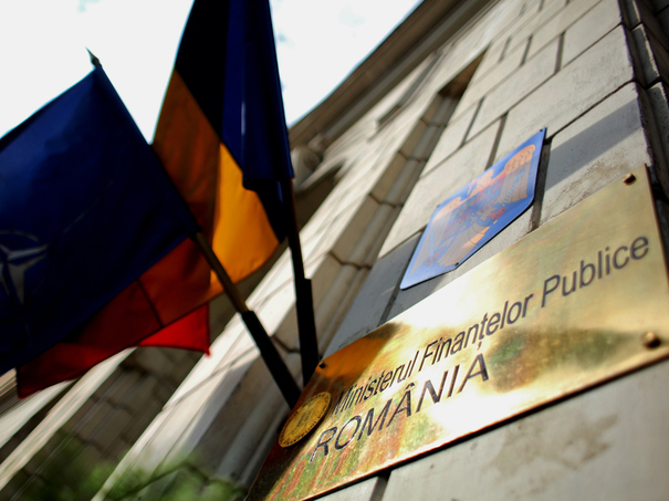 România continuă să se îndatoreze. Ministerul Finanţelor a împrumutat de pe pieţele externe 2,5 miliarde de euro