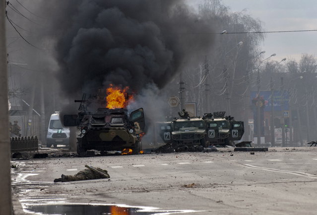 A şasea zi de război în Ucraina. Bombardamentele ruşilor ucid civili nevinovaţi. Ucraina face apel în mod disperat să adere la UE