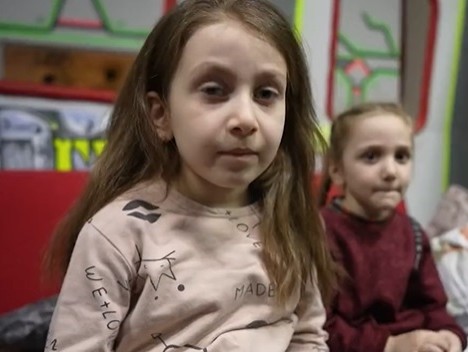 „Ce trebuie să ştie lumea despre Ucraina?” Gândurile unui grup de copii evacuaţi din Mariupol