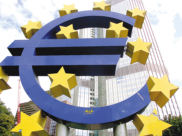 Inflaţia din zona euro atinge un nou record. Creşterea economică încetineşte