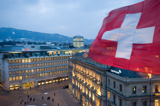 O bancă elveţiană, dată în judecată în SUA pentru presupuse afaceri legate de oligarhi