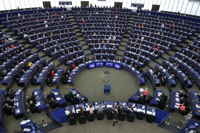 Grupurile Politice din Parlamentul European cer acordarea statutului de stat candidat Republicii Moldova şi Ucrainei