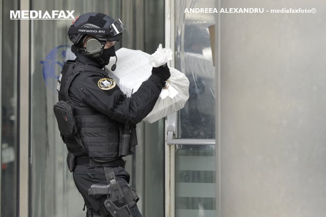 Poliţia a descoperit primul laborator de extragere secundară a cocainei din România