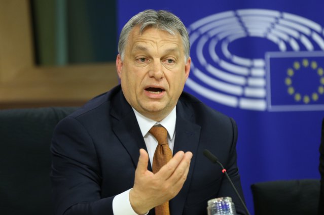 Viktor Orban consideră o “greşeală” sancţiunile Uniunii Europene contra Rusiei