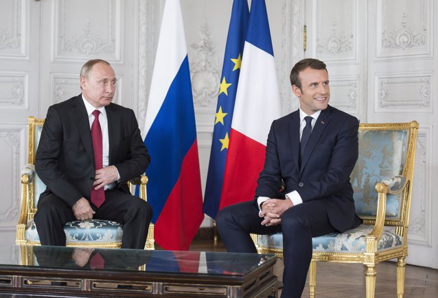 Macron vrea continuarea dialogului cu Rusia,în scopul evitării extinderii războiului