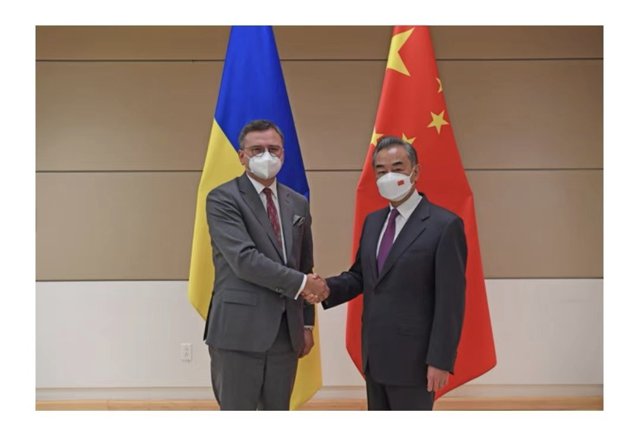 Prioritatea stringentă în Ucraina este facilitarea negocierilor de pace, afirmă China