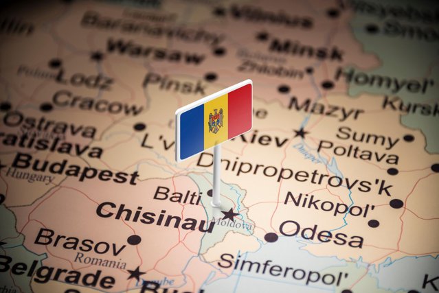 Moldova reacţionează. Un angajat al ambasadei ruse din Chişinău, declarat persona non grata