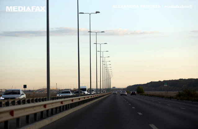 În România sunt 444 de kilometri de autostradă în licitaţie