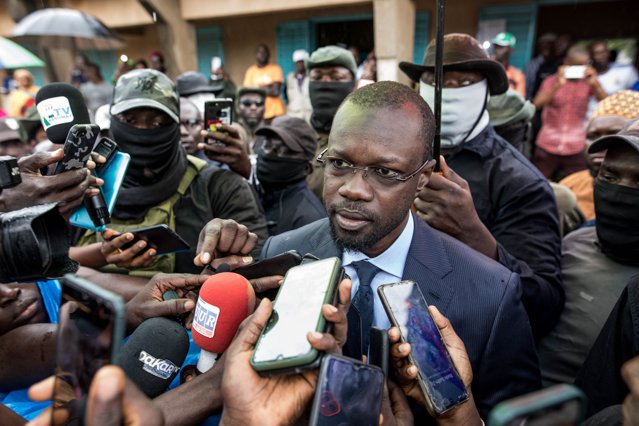 Liderul opoziţiei din Senegal, Ousmane Sonko, va fi judecat pentru acuzaţii de viol