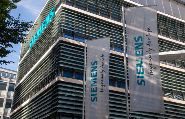 Siemens investighează un angajat bănuit că ar avea legături cu o cunoscută reţea de hackeri din Rusia