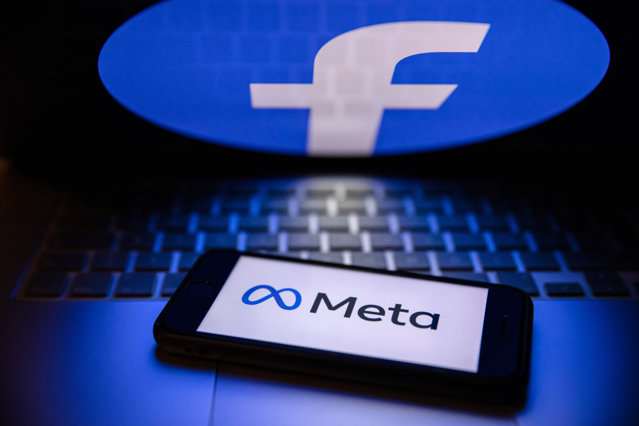 Fraude online pe Facebook. Pagini compromise propagă oportunităţi false de investiţii