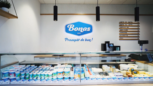 Producătorul clujean de lactate Bonas a trecut pe profit net / Fabrica din Dezmir procesează zilnic între 12.000 şi 20.000 de litri de lapte provenit exclusiv din fermele din zona Clujului