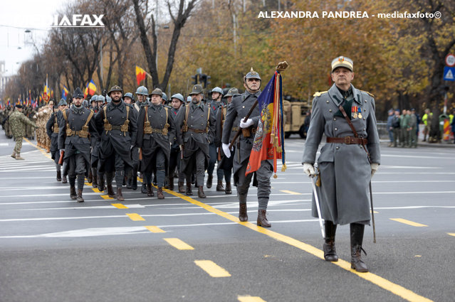 LIVE Parada de 1 Decembrie. Cea mai mare paradă militară din ultimii ani. Ce noutăţi aduce Armata Română