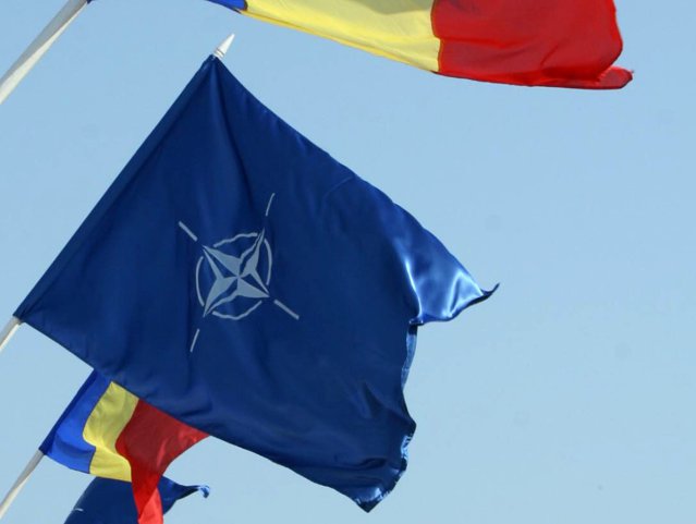 România marchează astăzi 20 de ani de la intrarea în NATO. Mesajul premierului