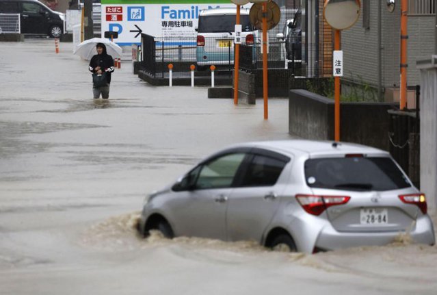 Inundaţii catastrofale în Japonia. Mai multe persoane sunt dispărute, zeci de miI au fost evacuate