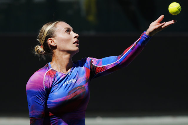 Ana Bogdan o învinge categoric pe Veronika Kudermetova şi trece în optimi la Osaka