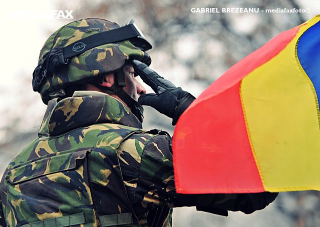 Manifestări de Ziua Armatei vor fi în principalele garnizoane din ţară, dar şi în bazele militare. Programul activităţilor