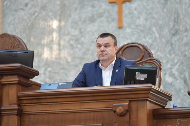 Ministrul Justiţiei a transmis Senatului cererea de ridicare a imunităţii lui Eugen Pîrvulescu