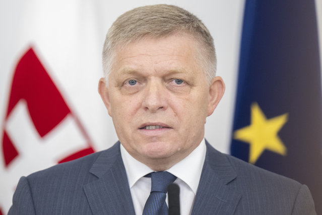 Robert Fico afirmă că va bloca aderarea Ucrainei la NATO atât timp cât va fi premierul Slovaciei