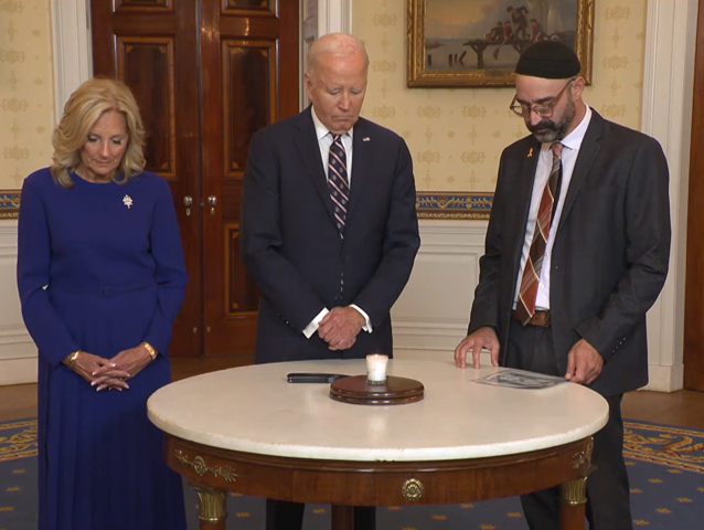 Un an de la atacul Hamas. Joe Biden a aprins o lumânare la Casa Albă, ceremonii au loc în toată lumea