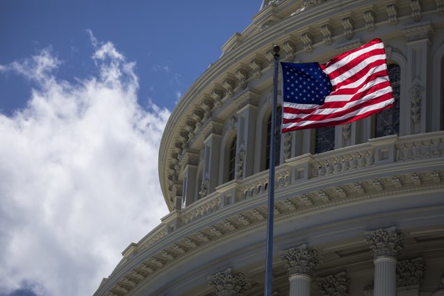 Alegeri pentru Congresul american. Republicanii conduc în ambele camere