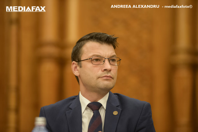 Bogdan Rodeanu: F-35 a aterizat în Parlament abia acum pentru că a decolat prea târziu din Cotroceni