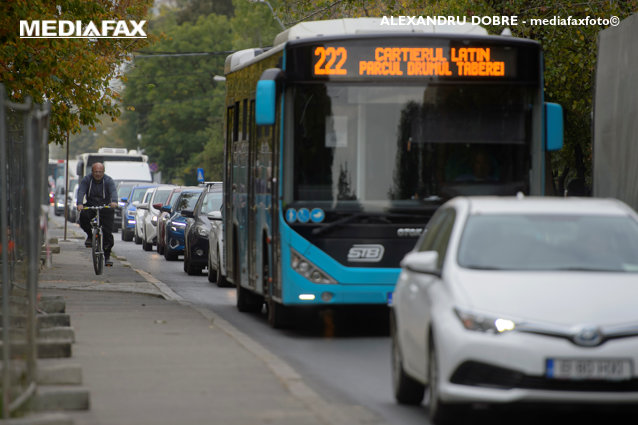 Circulaţie îngreunată în noaptea de vineri spre sâmbătă în zona Romexpo