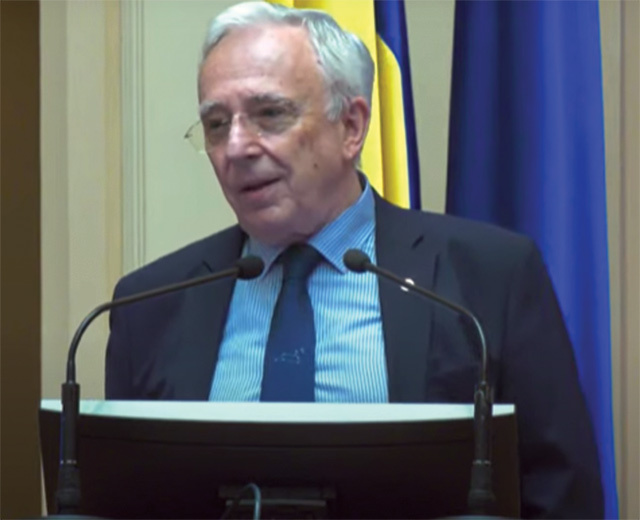 Isărescu a prezentat raportul trimestrial: Inflaţia va creşte la 4,9%