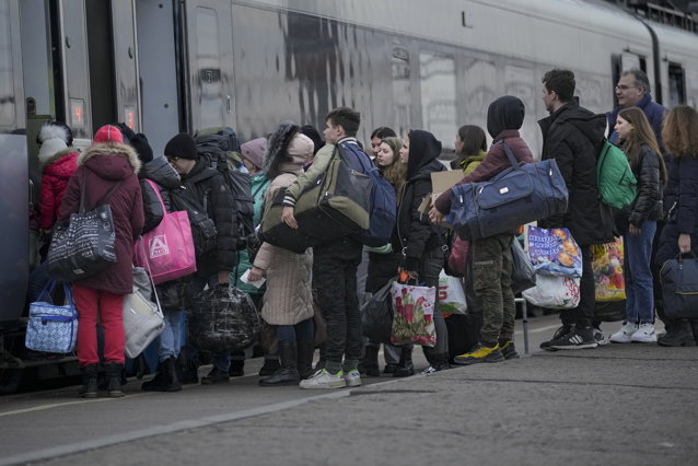 Ruşii calcă totul în picioare. Populaţia din regiunea Harkov a primit ordin de evacuare