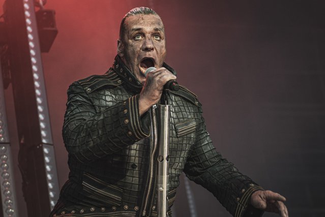 Solistul trupei Rammstein, Till Lindemann, va susţine un concert în România