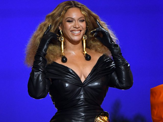 SUA: Universitatea Yale va introduce un curs despre evoluţia şi moştenirea culturală expansivă a lui Beyoncé