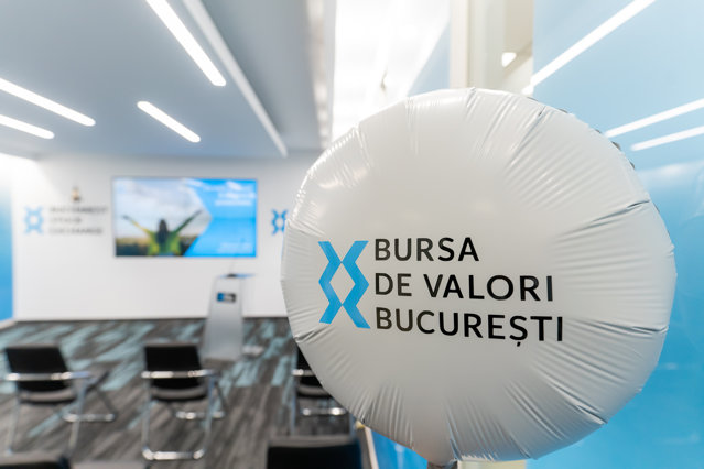 Bursa scade vineri, dar încheie luna ianuarie cu un plus de 1,7%. Astăzi, deprecieri pe BRD SocGen (-1,7%), Electrica (-1,3%), Digi (-1,2%). Creşteri la One United (3,5%) şi TTS (1,4%)