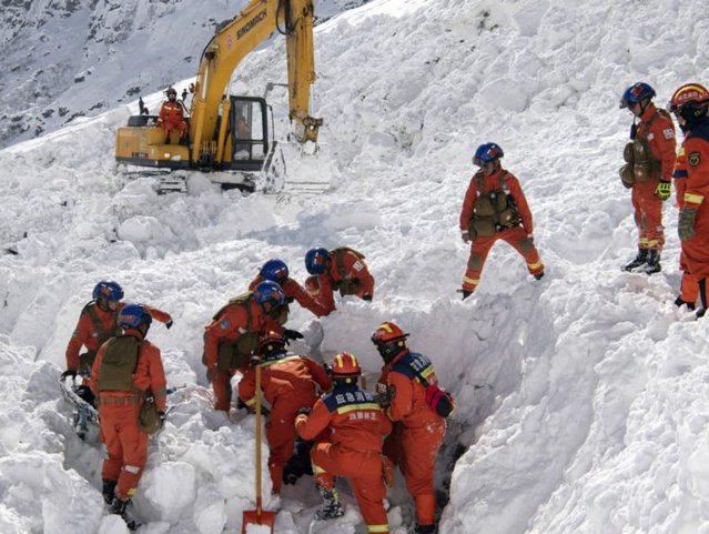 Cinci schiori au murit în Alpii francezi în urma unor avalanşe