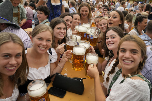 Consumul de bere a continuat să scadă în Germania şi în 2024. Sortimentele fără alcool sunt tot mai populare