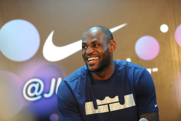 LeBron James doboară un nou record al lui Michael Jordan la 40 de ani