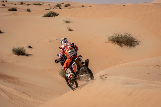 Raliul Dakar 2025: Gyenes pierde primul loc în penultima etapă la Original by Motul